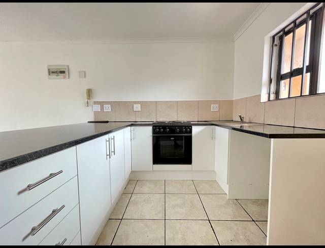2 BEDROOM APARTMENT RENTED IN GRASSY PARK